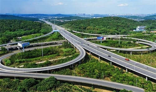 福海钢筋套筒应用于高速公路